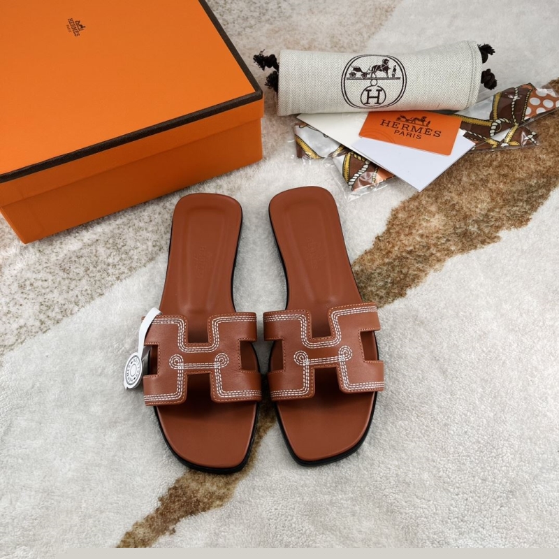 H**mes slippers